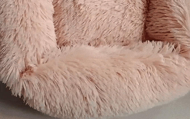GIF Panier pour chat à peluche longue CatPlushMat™
