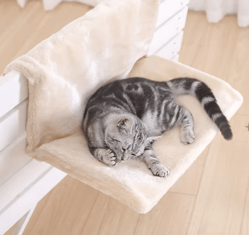 Hamac pour chat NidRadiateur™ beige